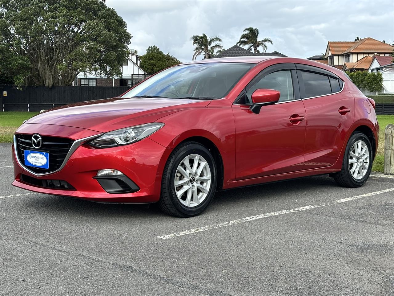 2015 Mazda Axela thumbnail