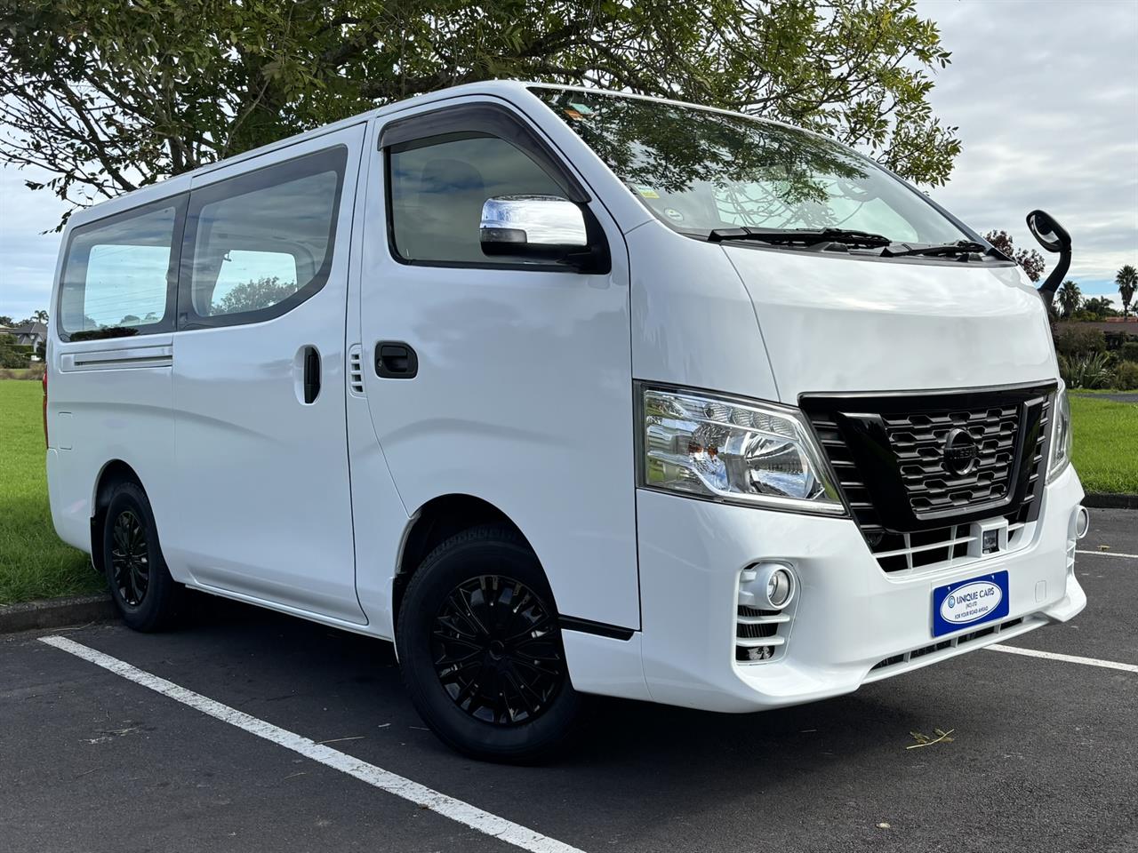 2020 Nissan NV350 thumbnail