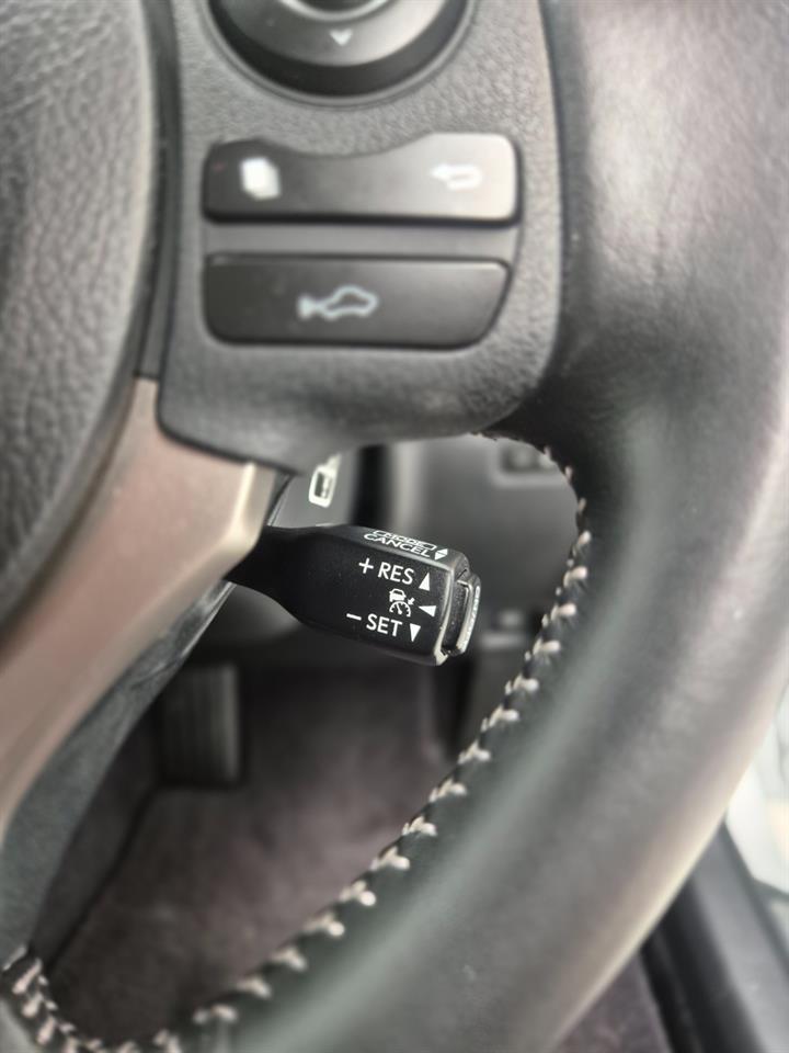 2013 Lexus IS thumbnail