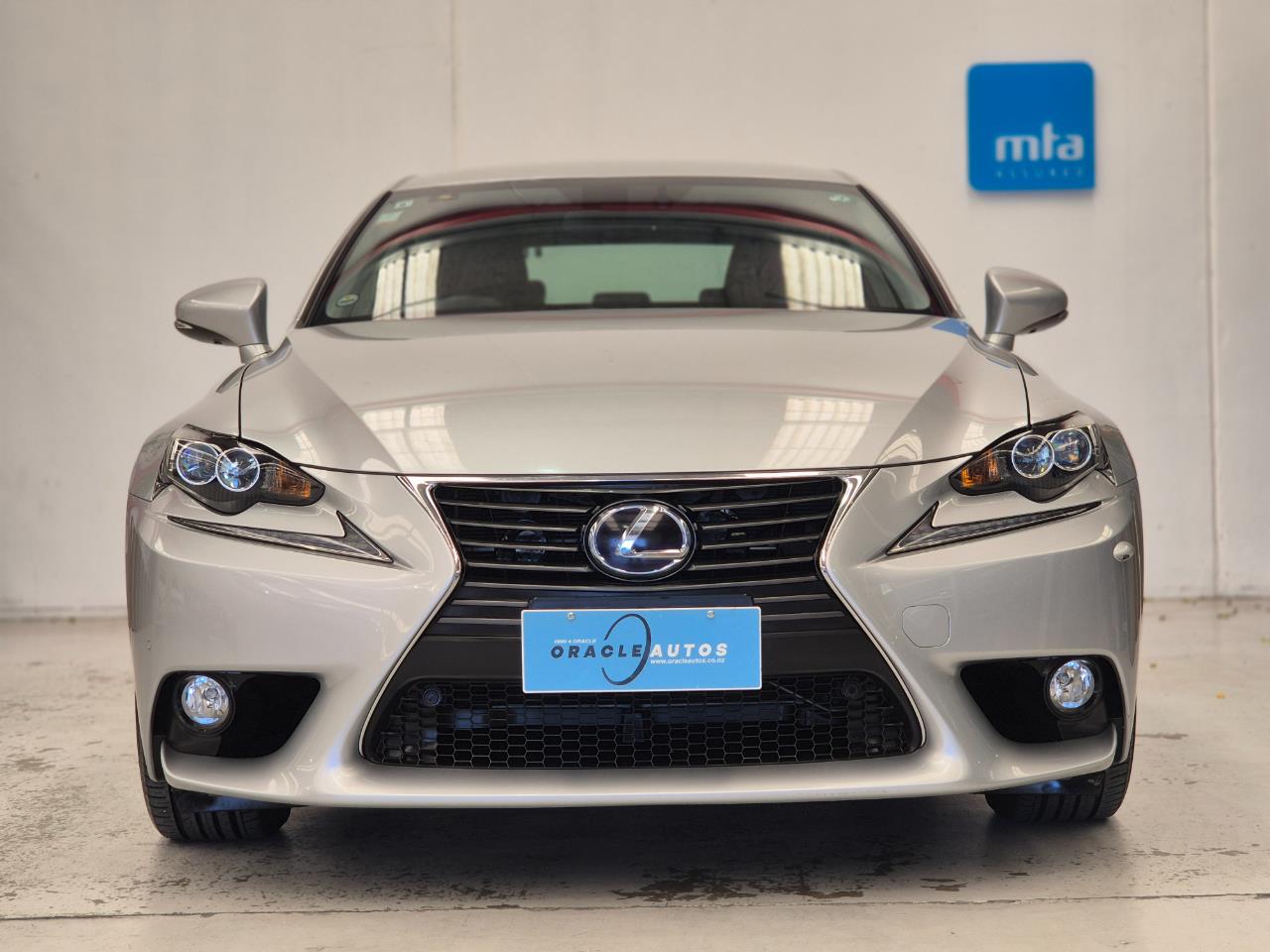 2013 Lexus IS thumbnail