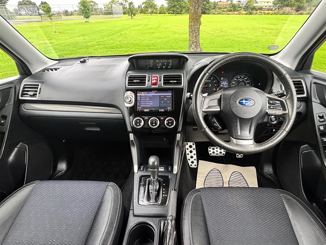 2015 Subaru Forester thumbnail