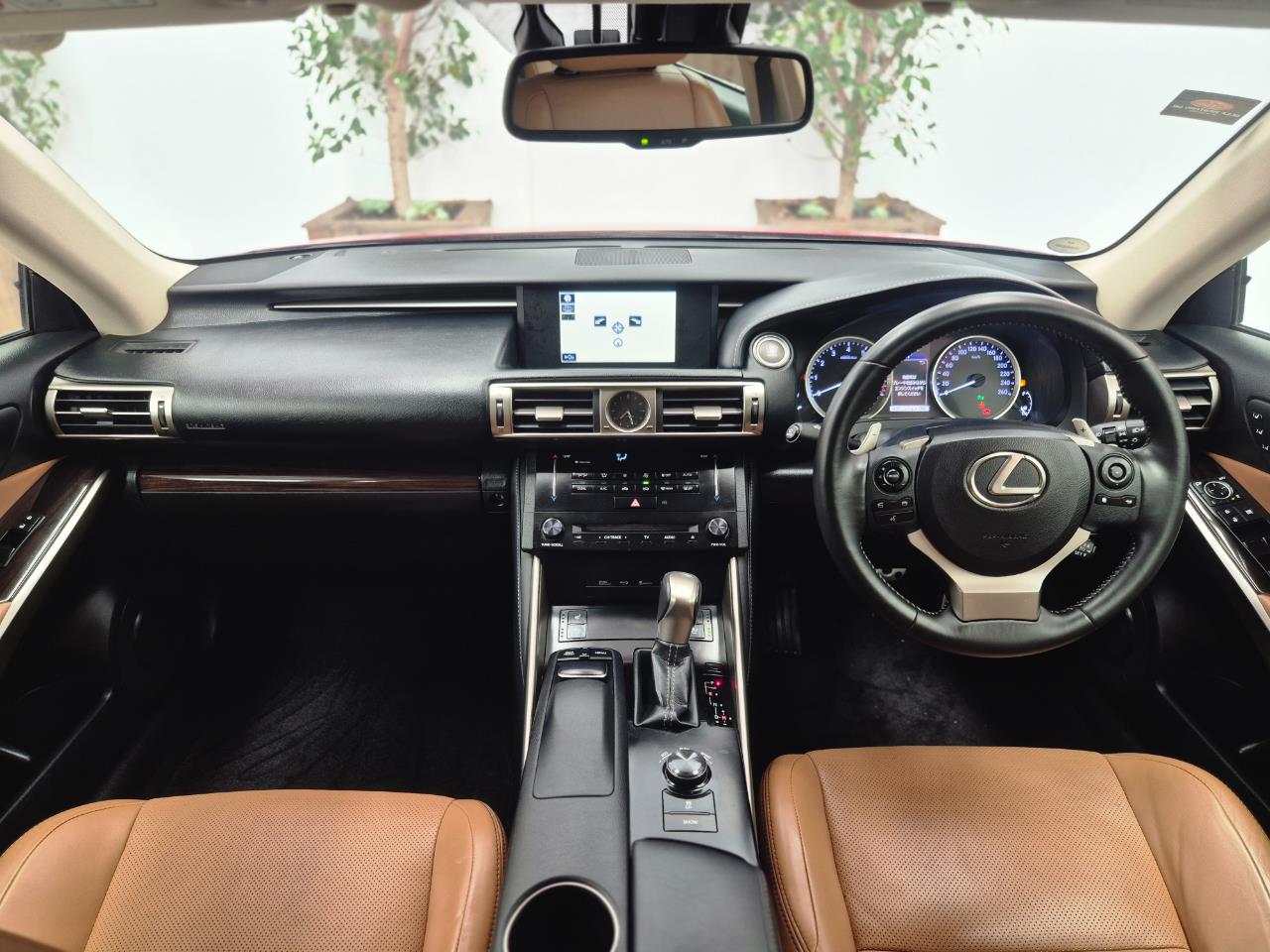 2013 Lexus IS thumbnail
