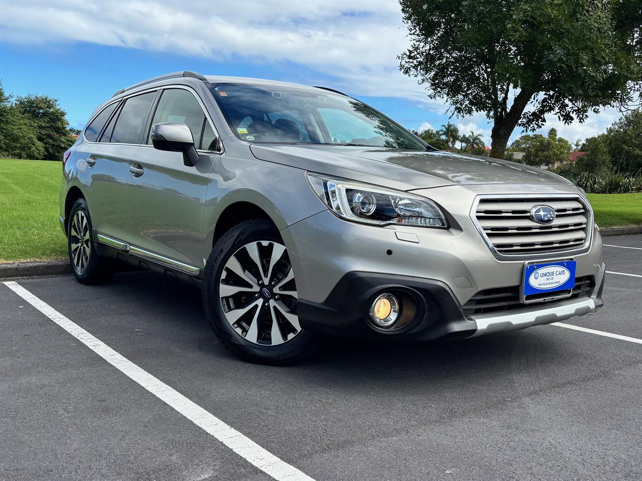 2014 Subaru Outback thumbnail