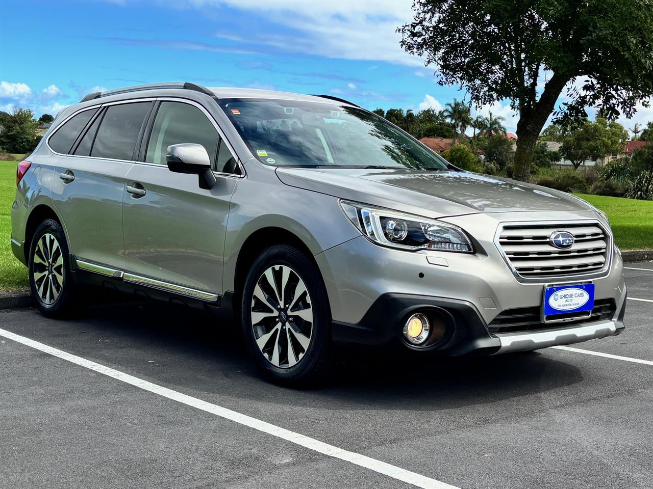 2014 Subaru Outback thumbnail