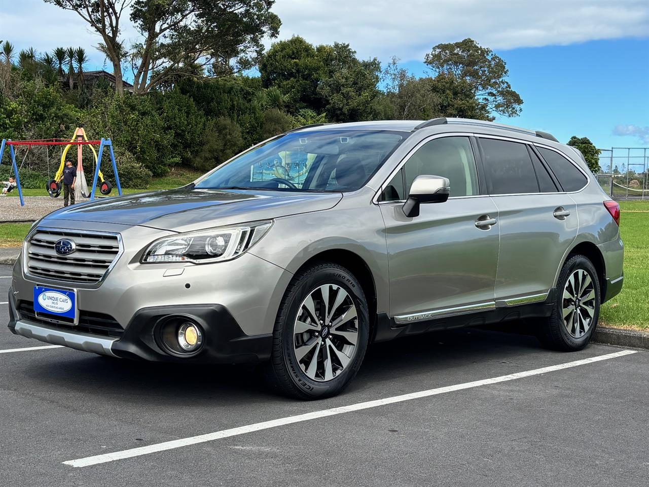 2014 Subaru Outback thumbnail