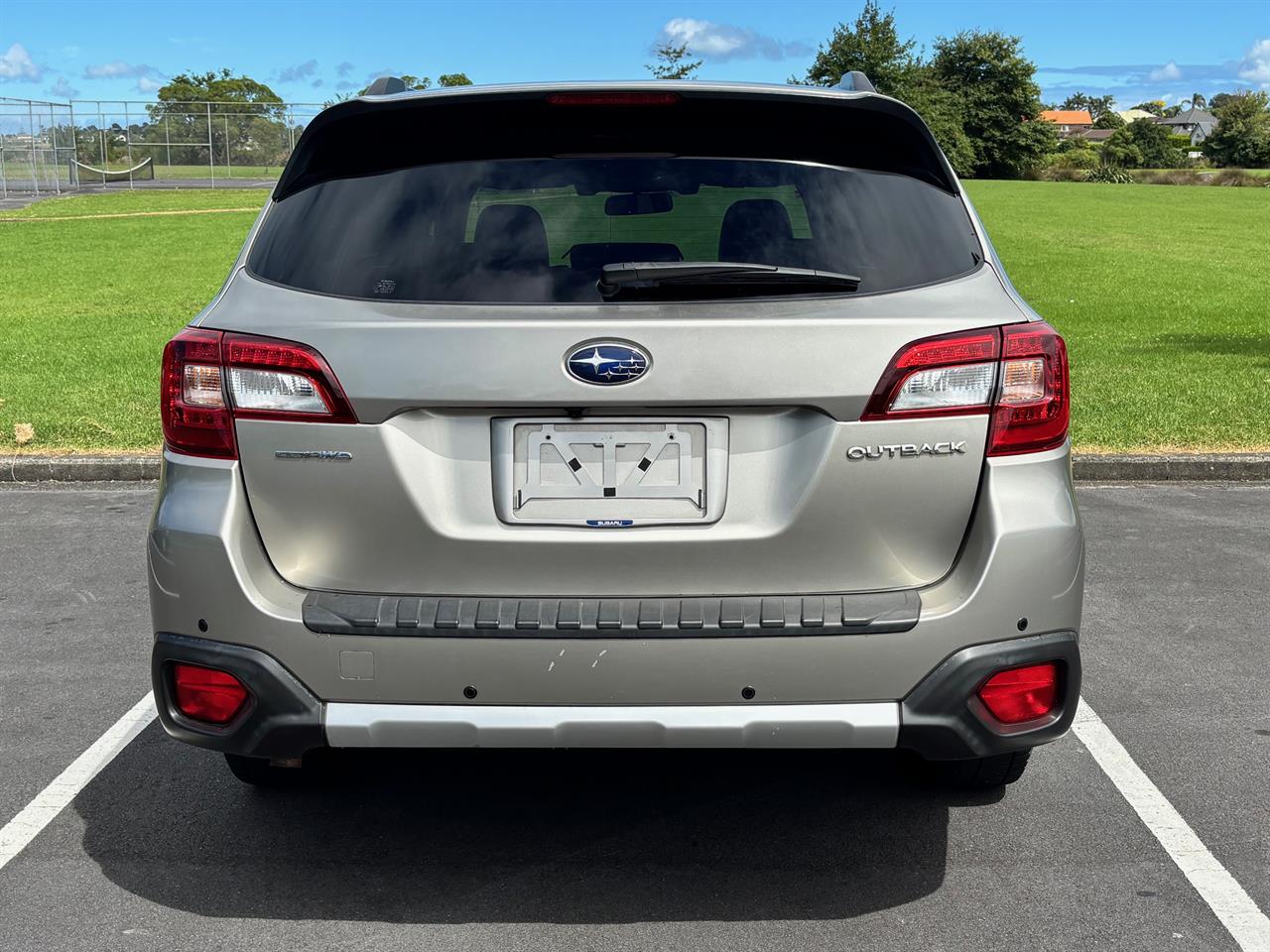 2014 Subaru Outback thumbnail