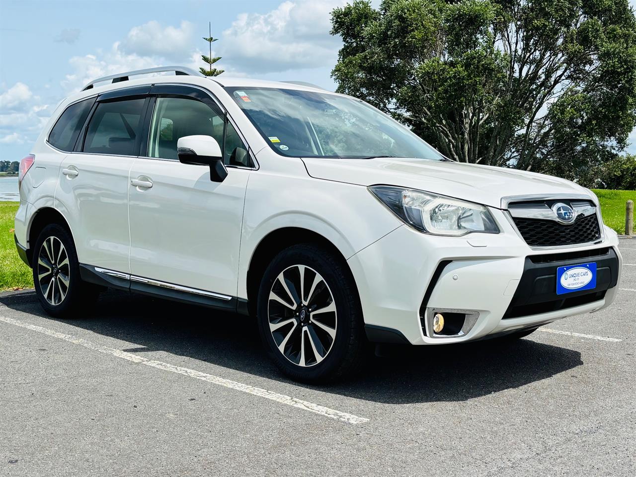2014 Subaru Forester thumbnail