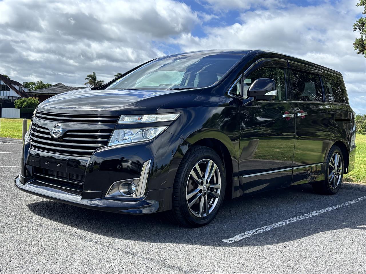 2012 Nissan Elgrand thumbnail