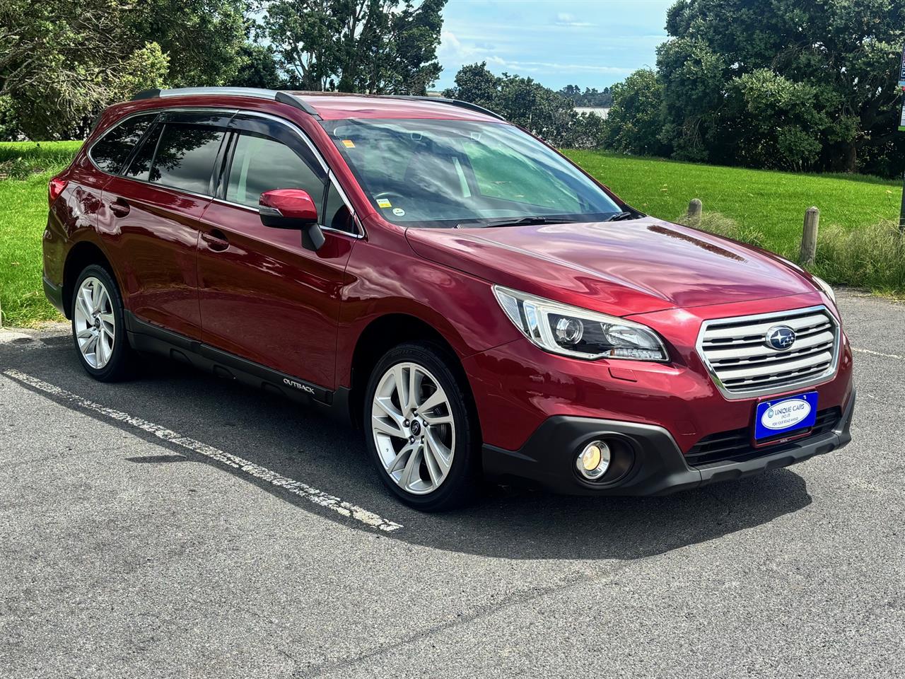 2015 Subaru Outback thumbnail