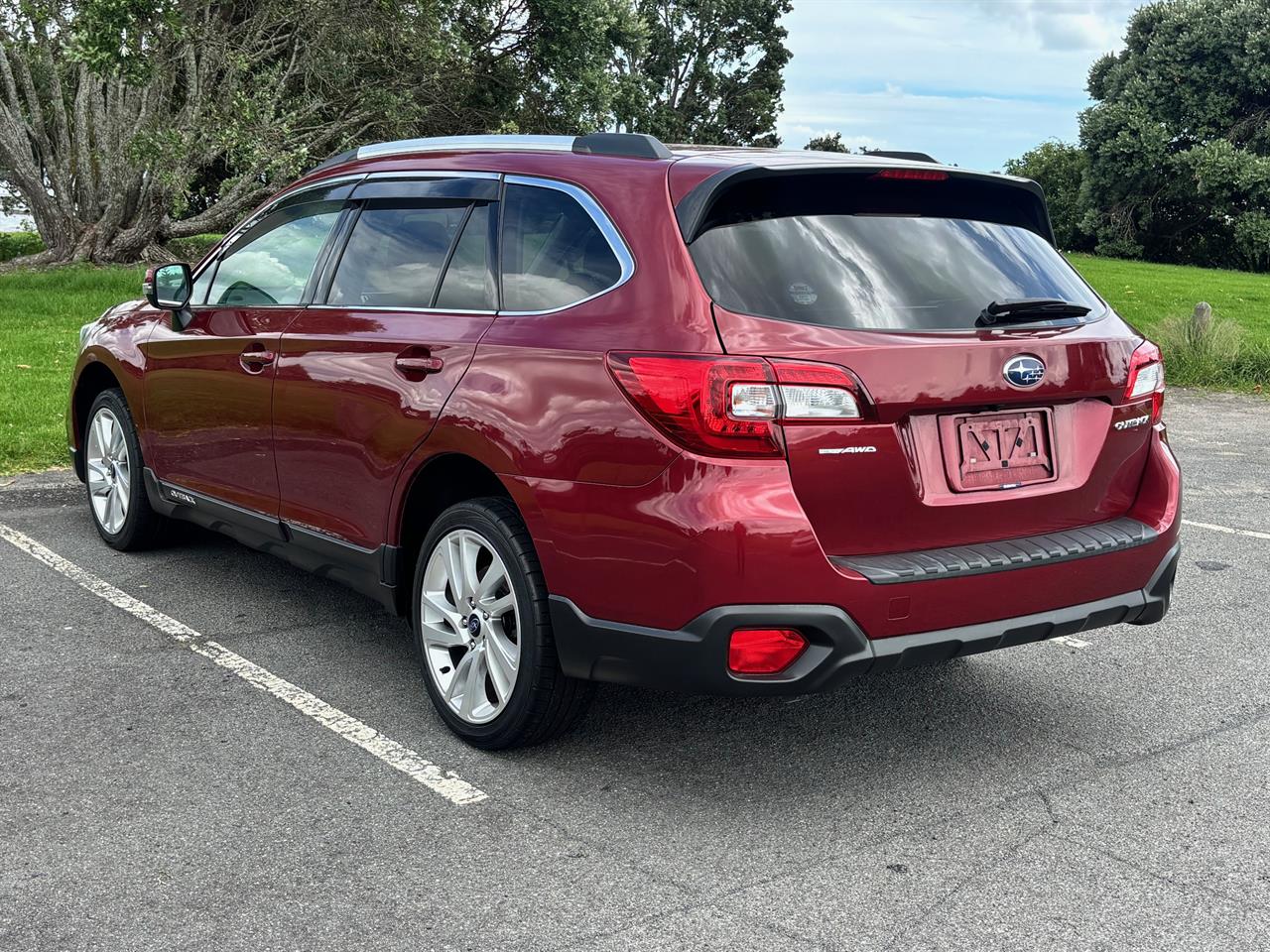 2015 Subaru Outback thumbnail
