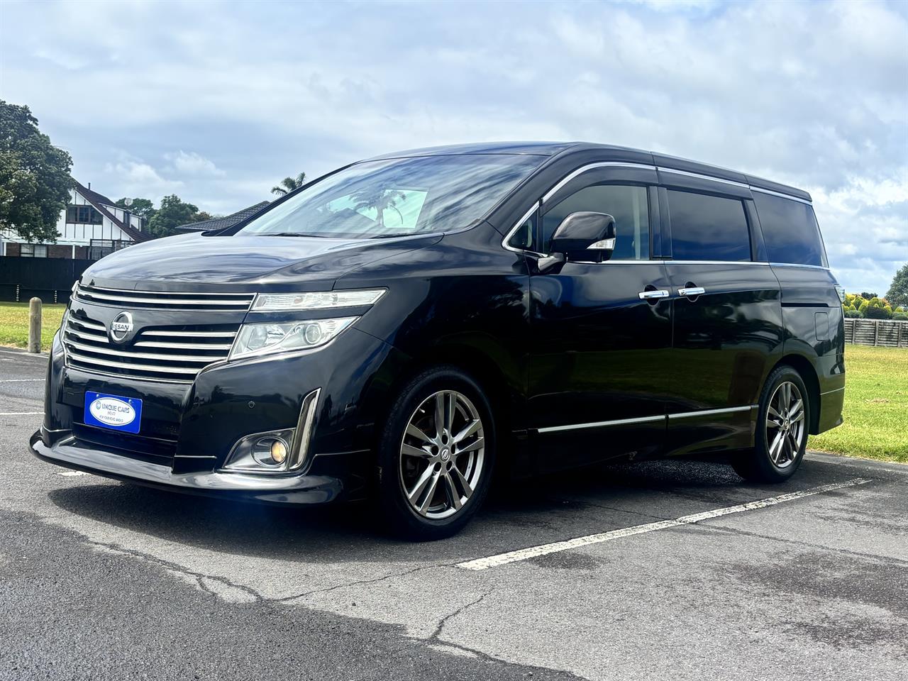 2013 Nissan Elgrand thumbnail
