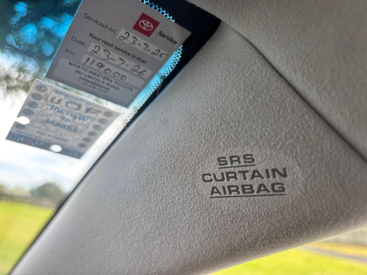 2008 Toyota Crown thumbnail