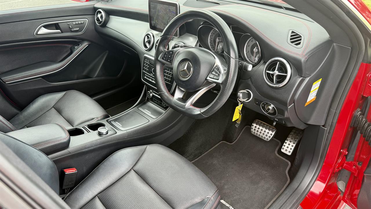 2015 Mercedes-Benz CLA250 thumbnail