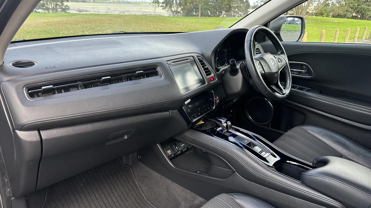 2013 Honda Vezel thumbnail