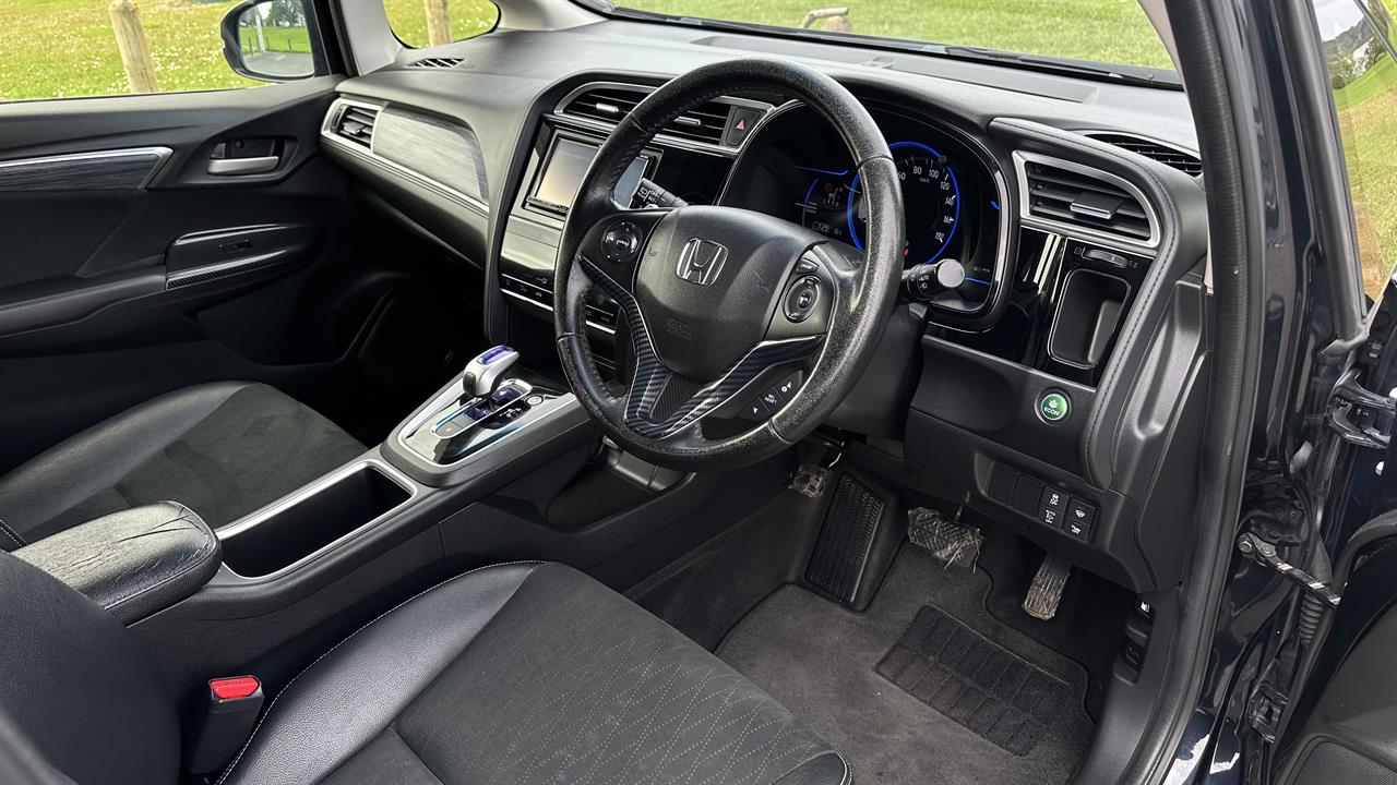 2015 Honda Shuttle thumbnail