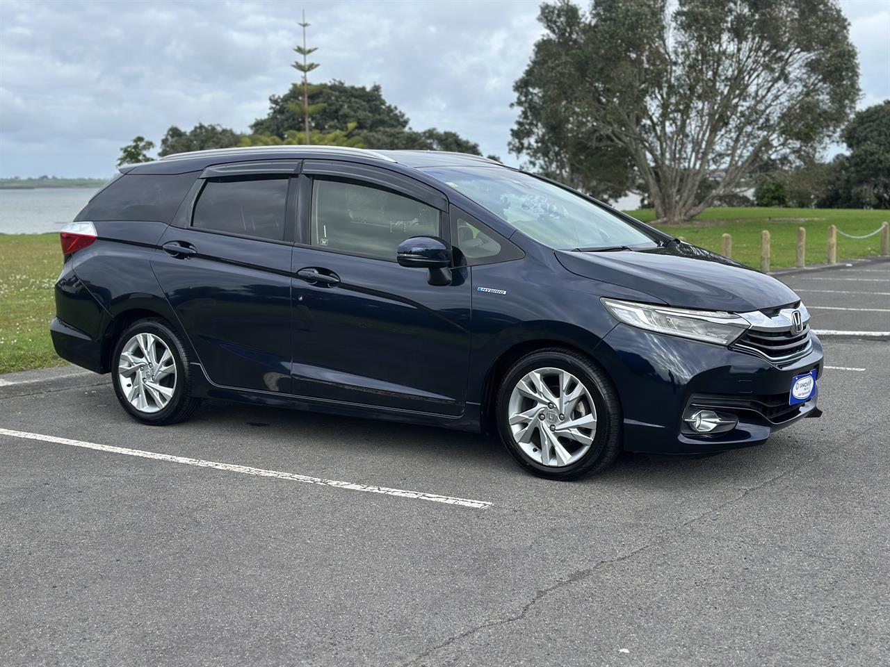 2015 Honda Shuttle thumbnail