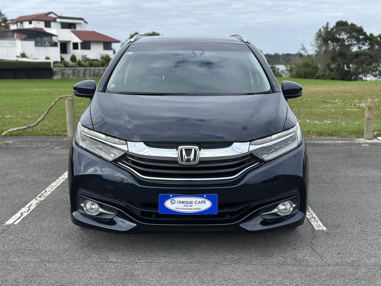 2015 Honda Shuttle thumbnail