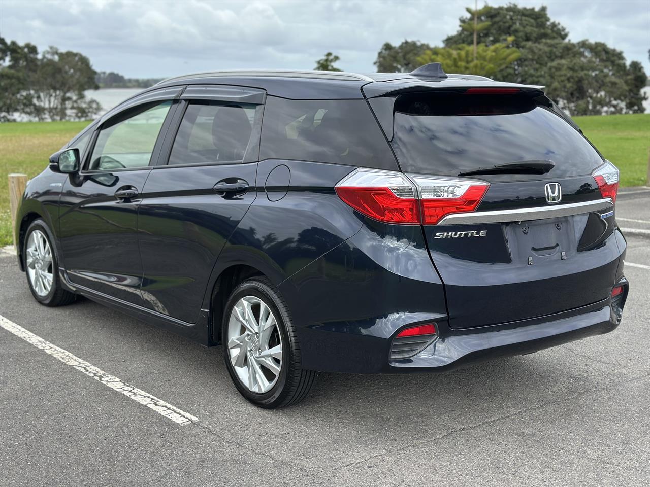 2015 Honda Shuttle thumbnail