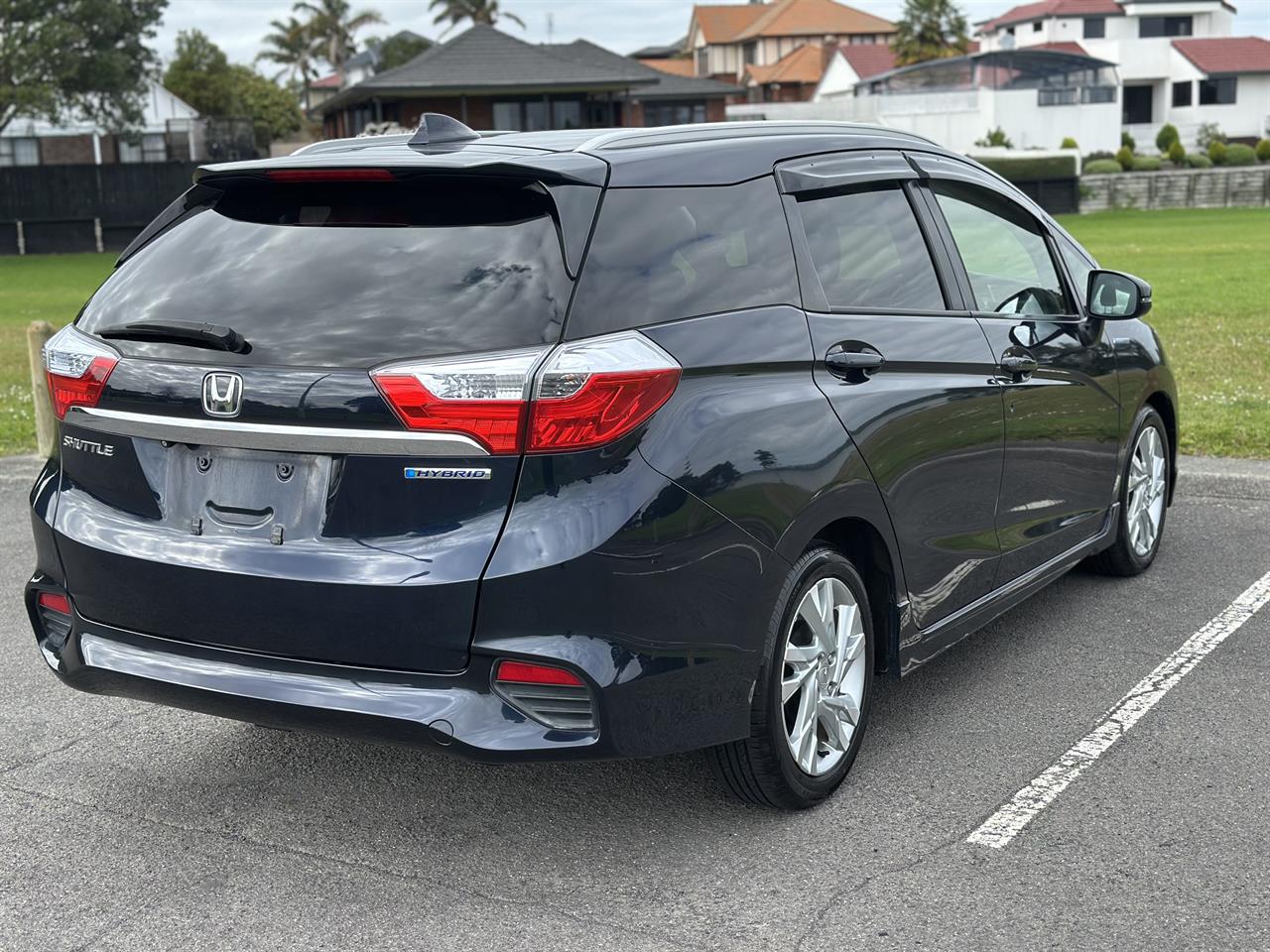2015 Honda Shuttle thumbnail
