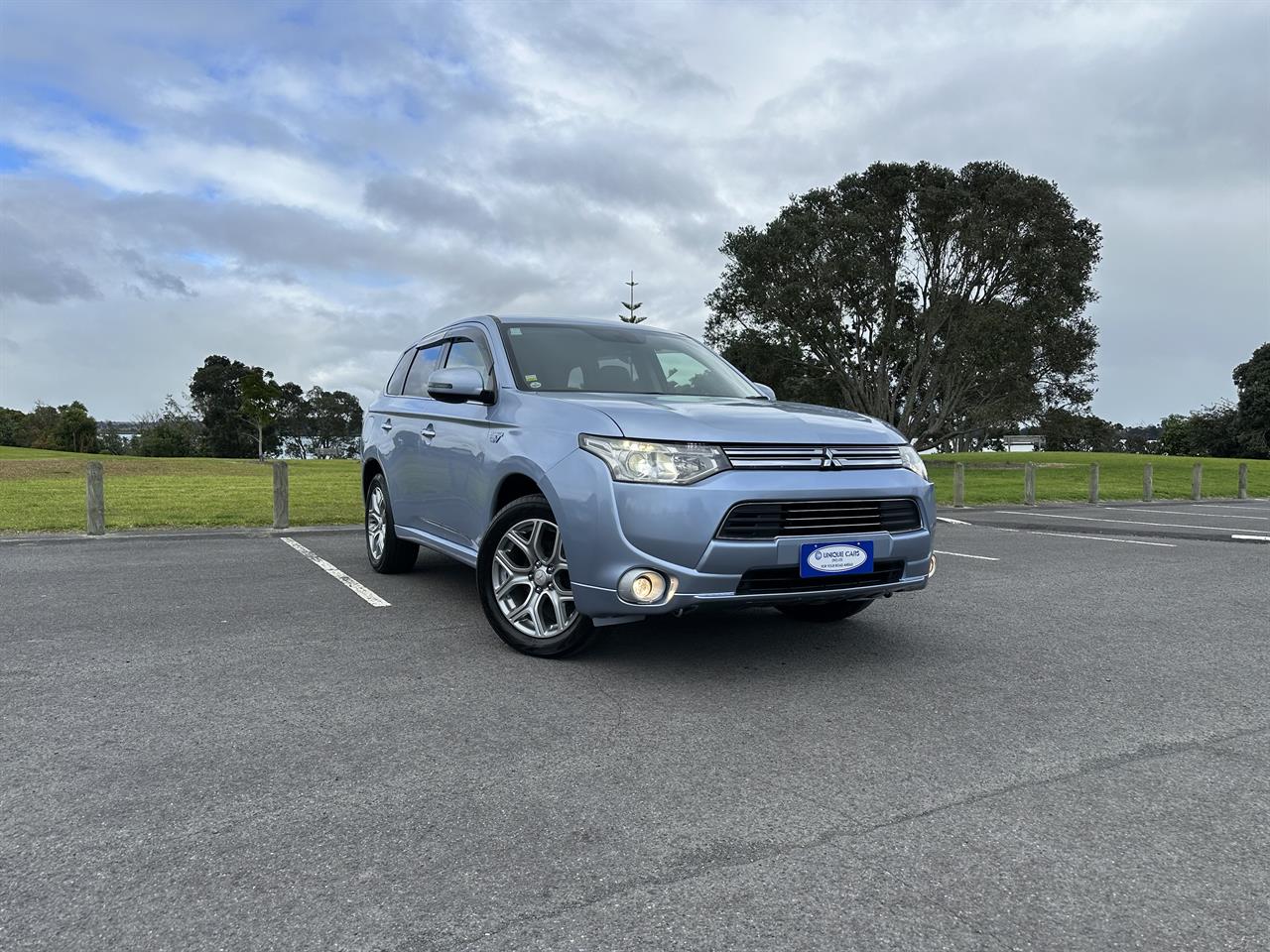 2013 Mitsubishi Outlander thumbnail