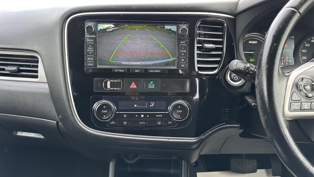 2013 Mitsubishi Outlander thumbnail