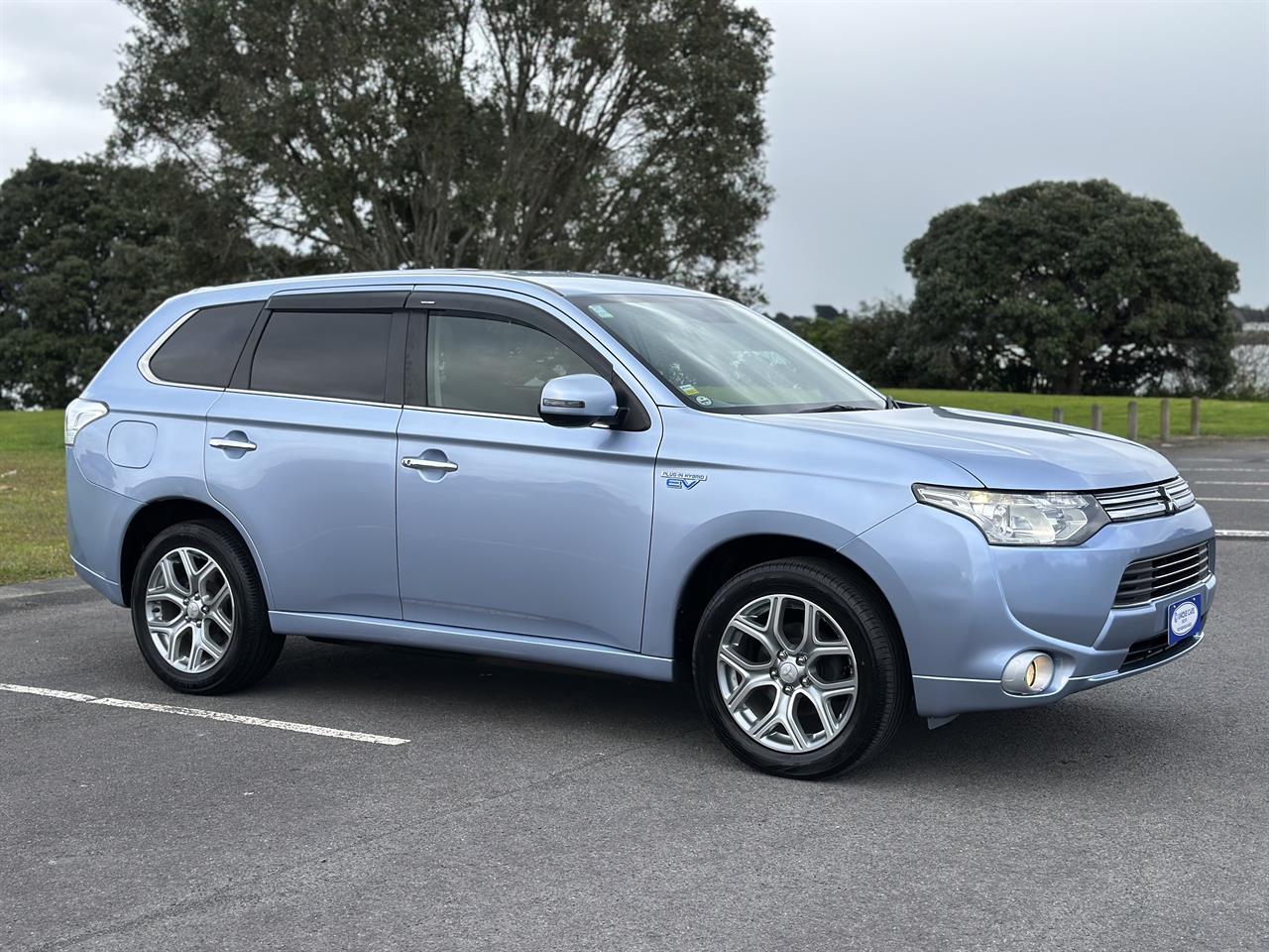 2013 Mitsubishi Outlander thumbnail