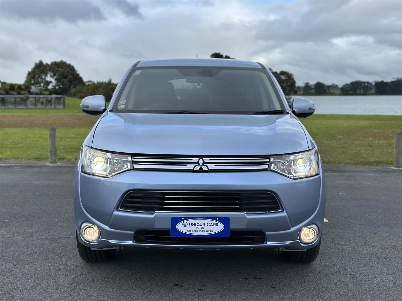 2013 Mitsubishi Outlander thumbnail