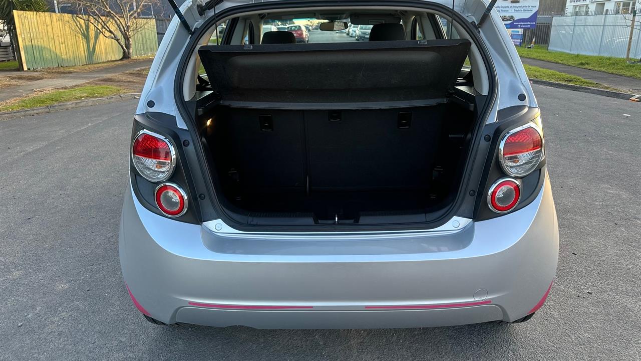 2013 Holden Barina thumbnail