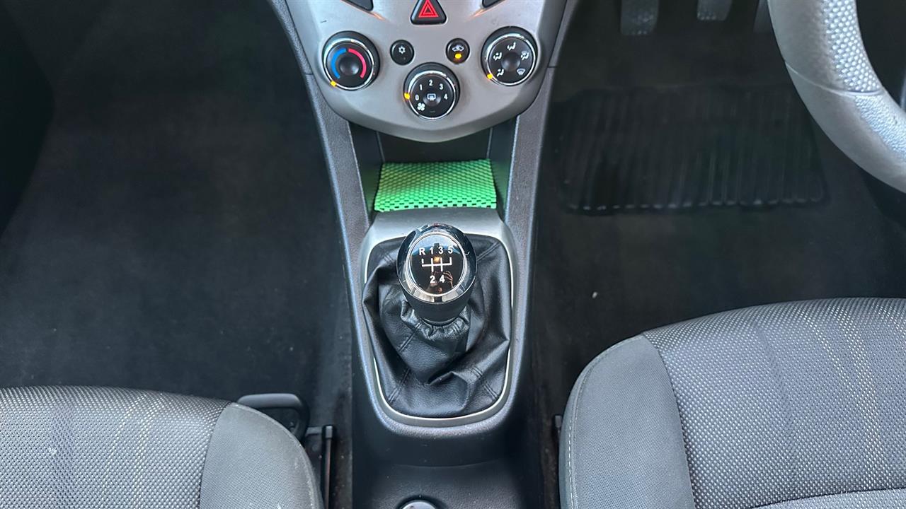 2013 Holden Barina thumbnail