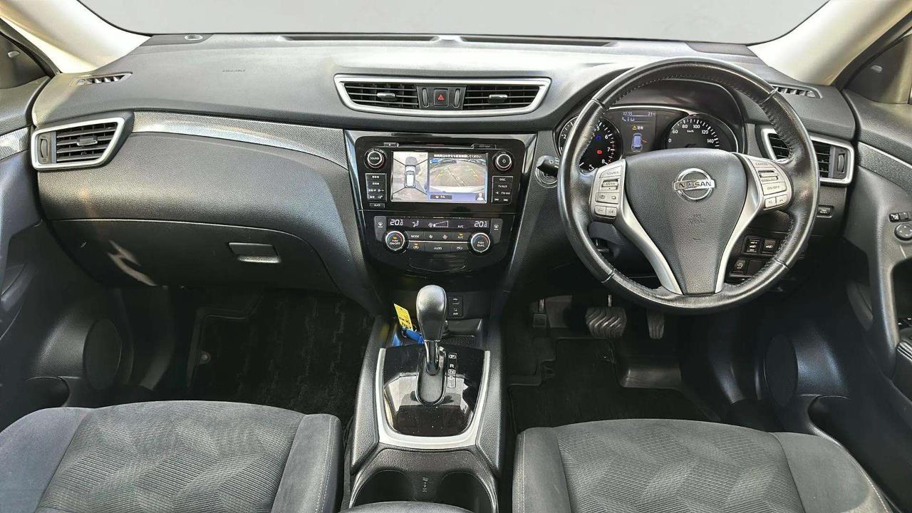 2014 Nissan X-Trail thumbnail