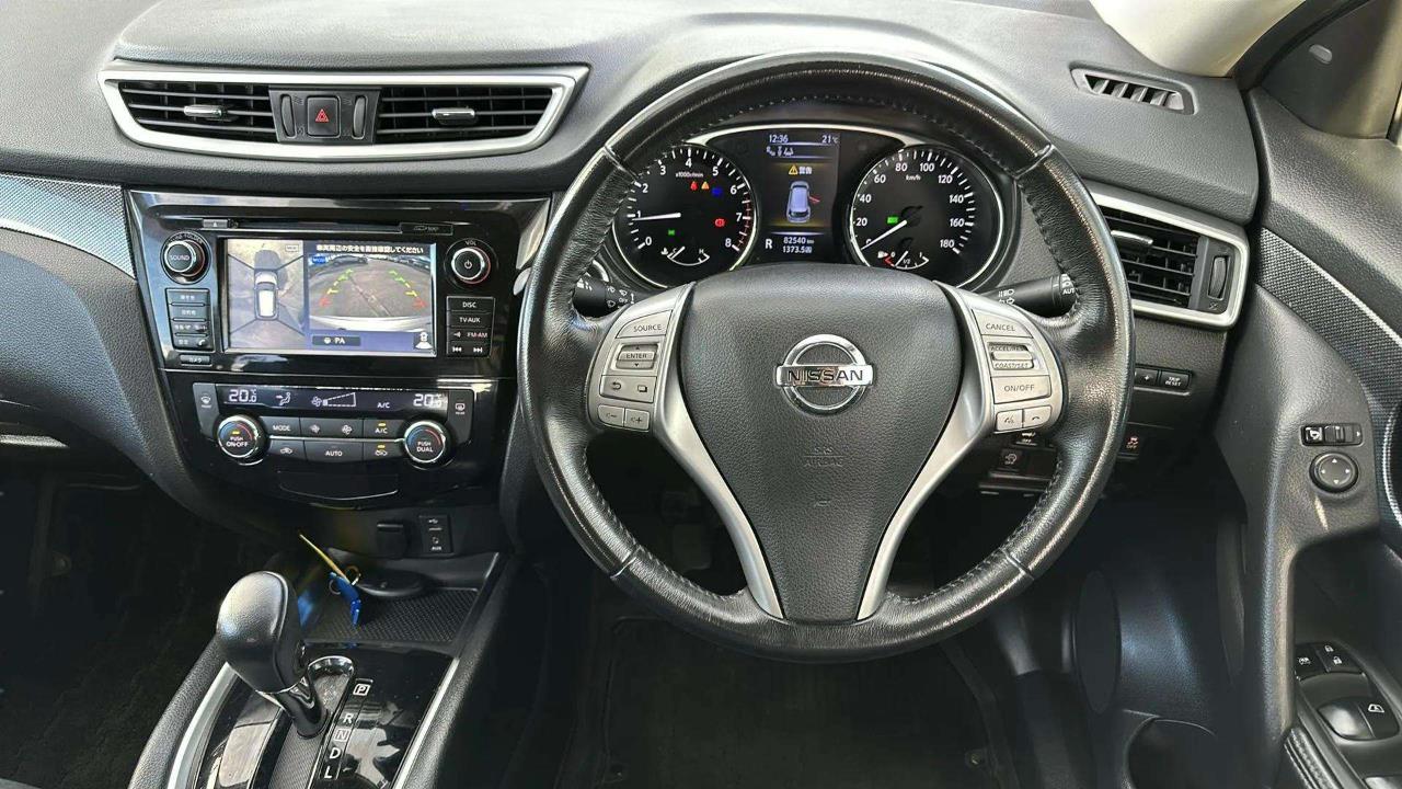 2014 Nissan X-Trail thumbnail