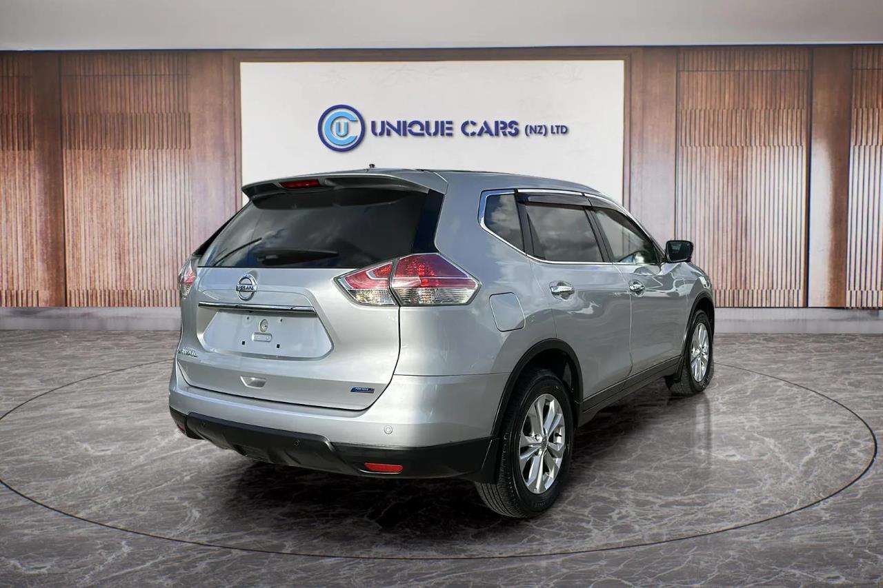 2014 Nissan X-Trail thumbnail