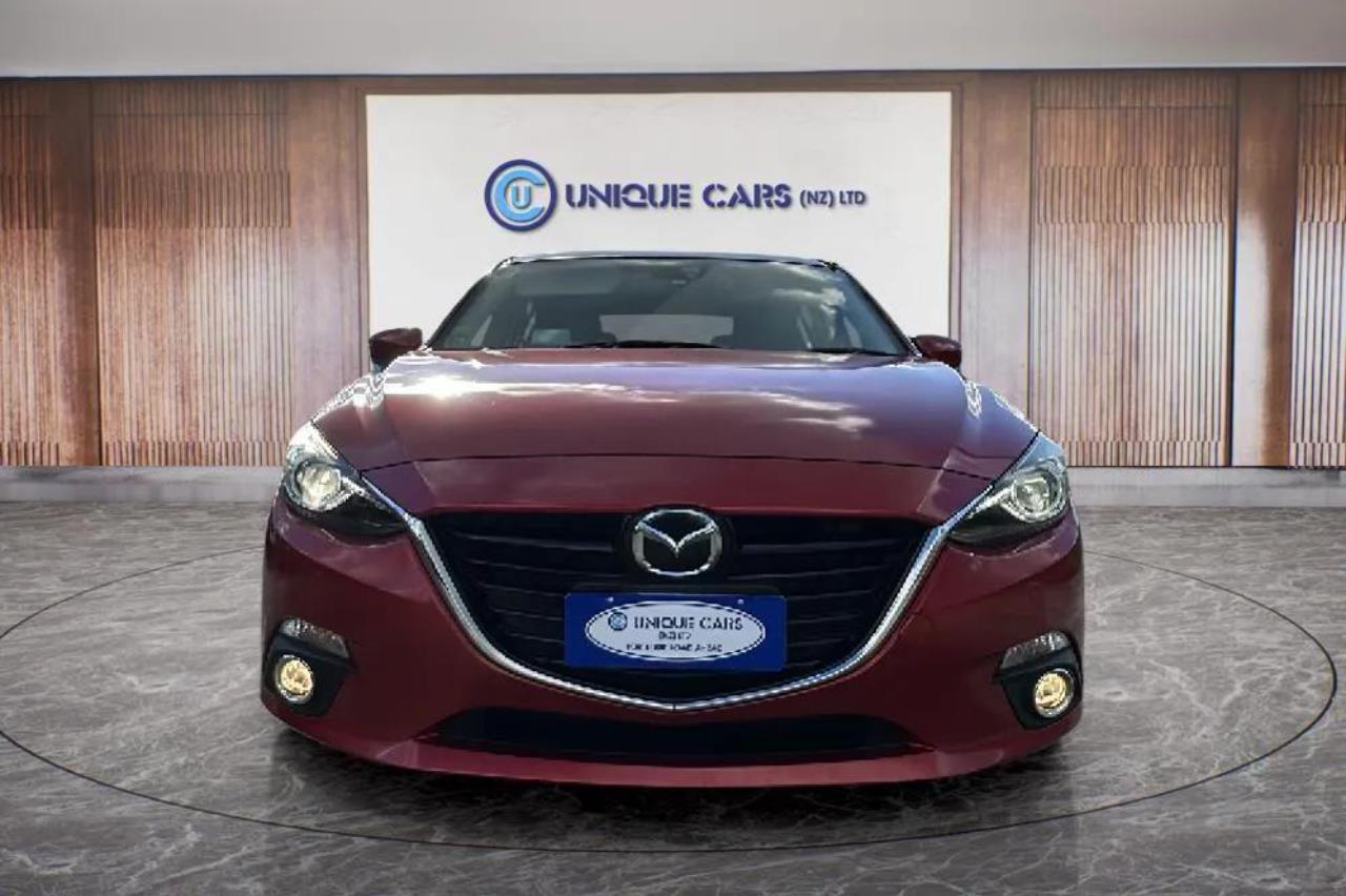 2013 Mazda Axela thumbnail