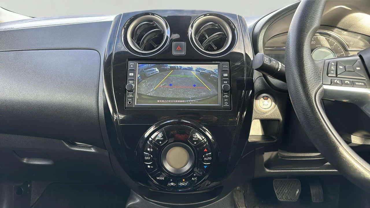 2016 Nissan Note thumbnail