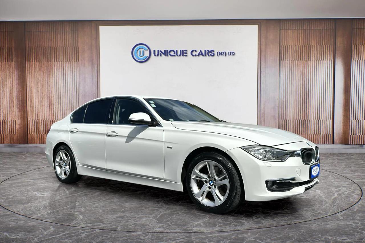 2013 BMW 320D thumbnail