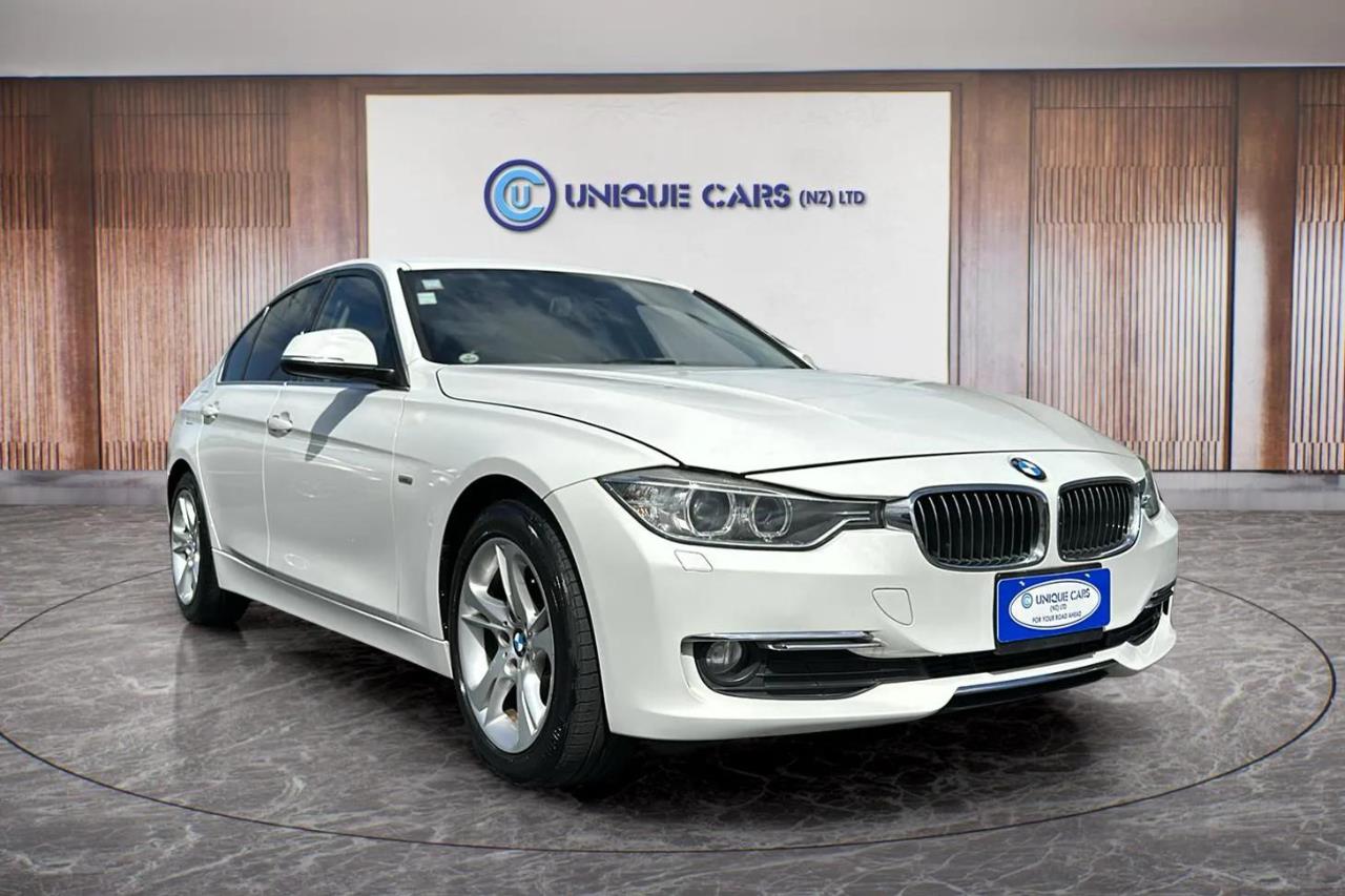 2013 BMW 320D thumbnail