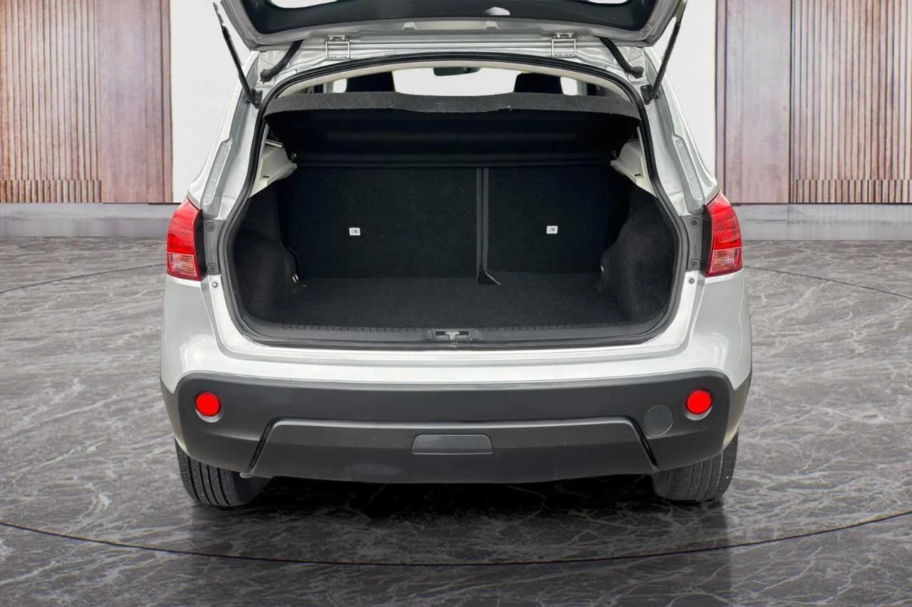 2008 Nissan Dualis thumbnail