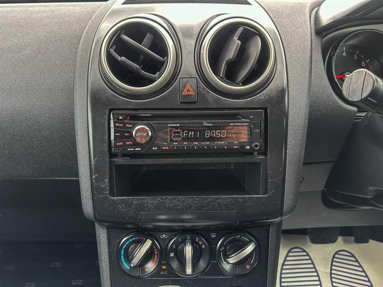 2008 Nissan Dualis thumbnail