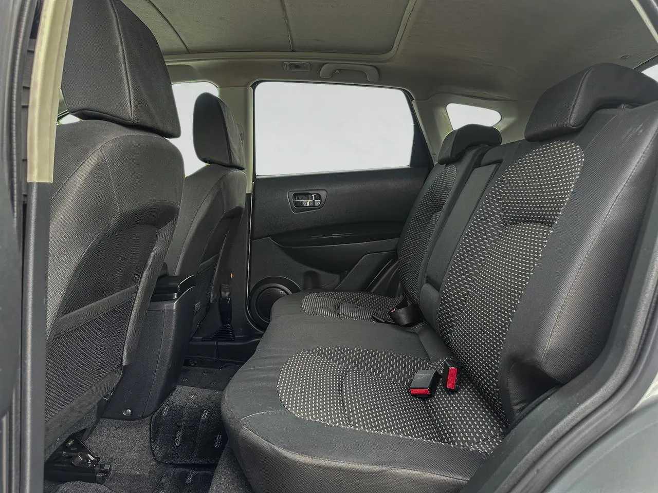 2007 Nissan Dualis thumbnail