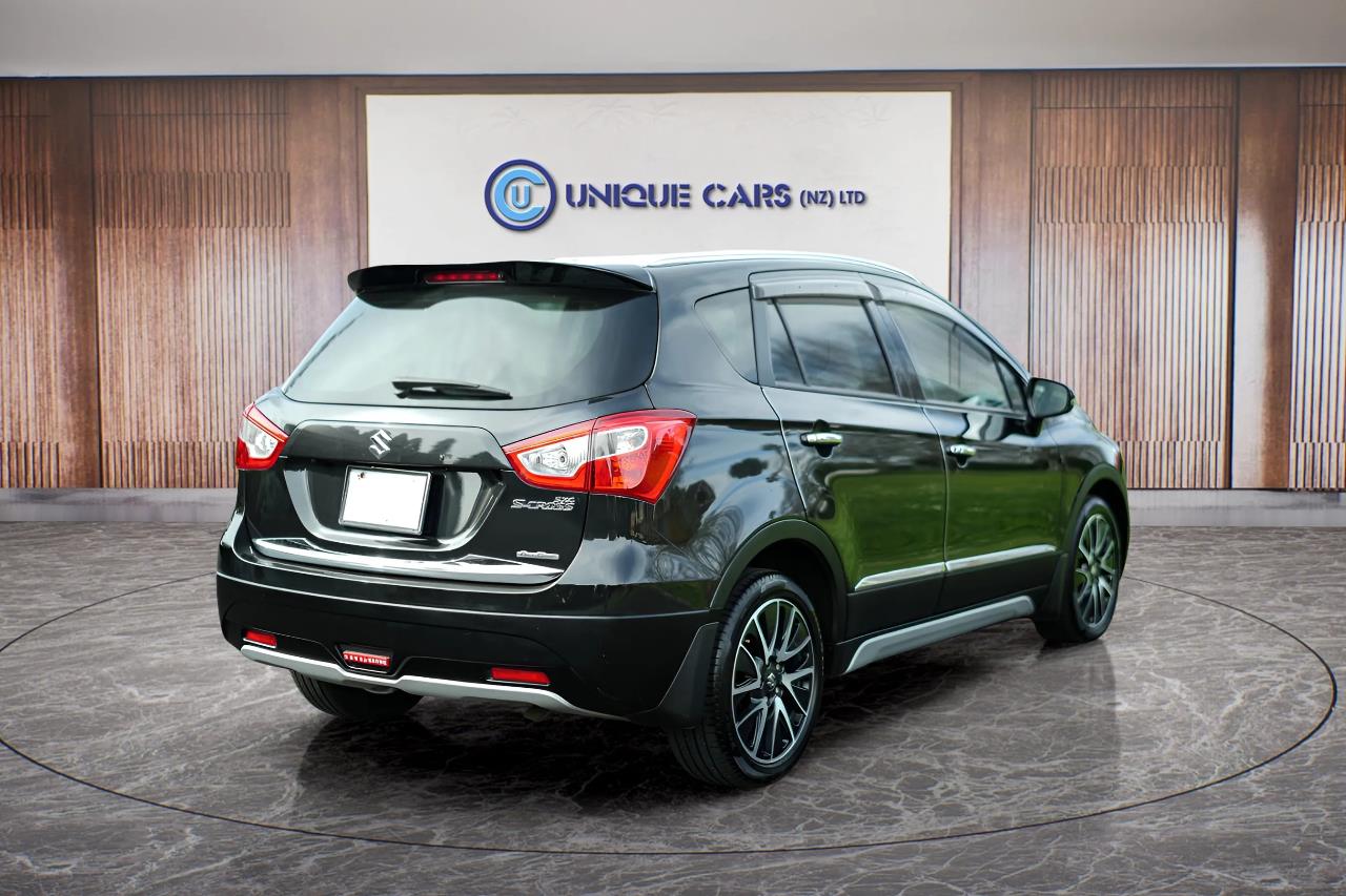 2015 Suzuki SX4 thumbnail