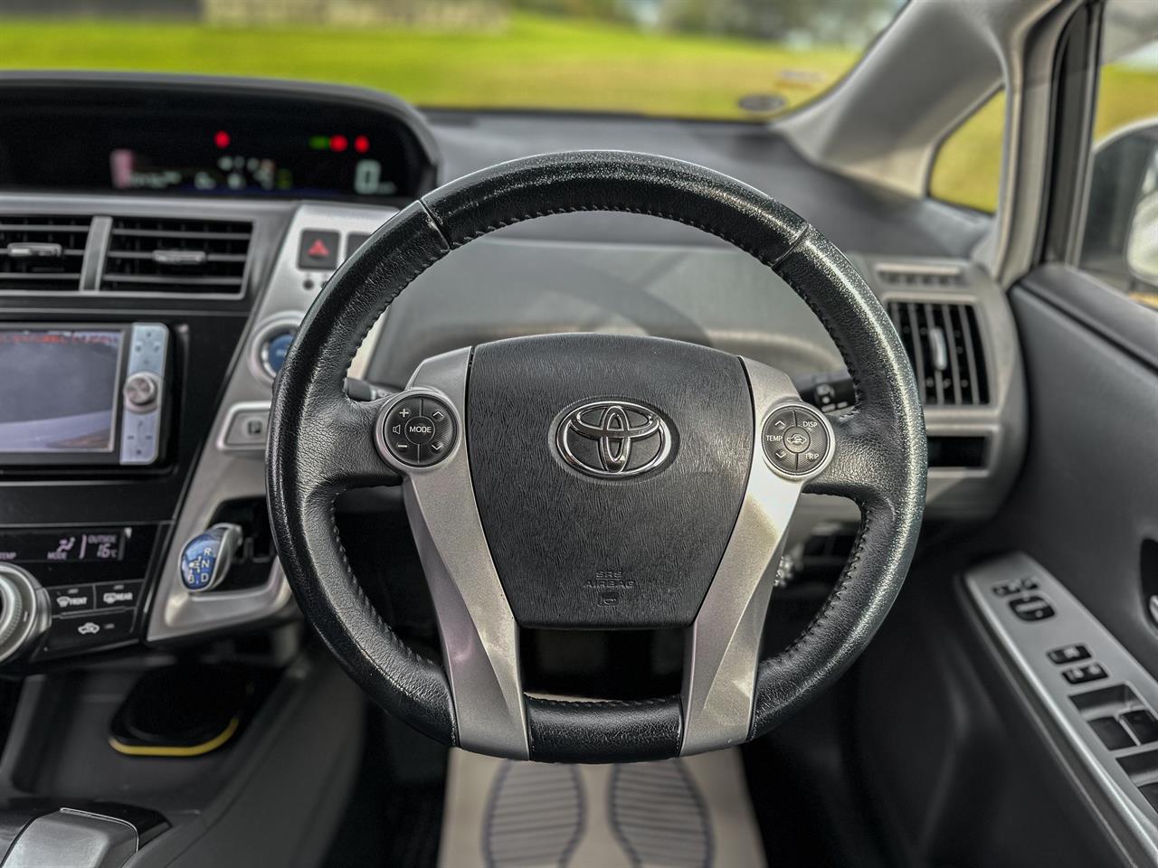 2011 Toyota Prius thumbnail