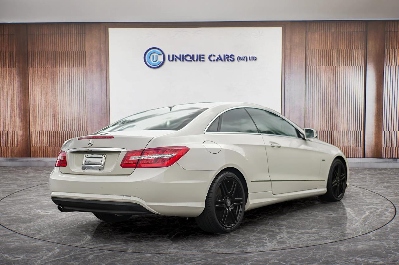 2010 Mercedes-Benz E250 thumbnail