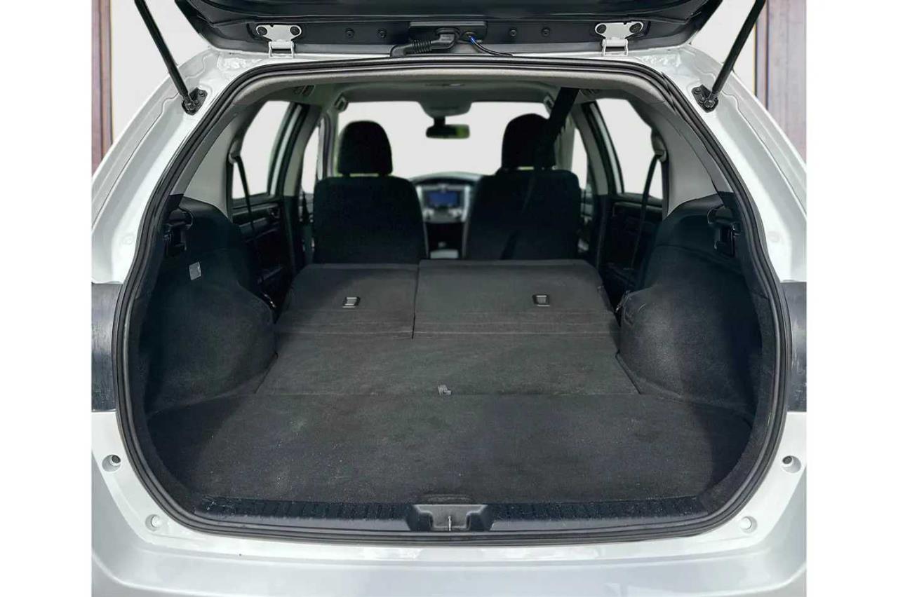 2017 Toyota Corolla thumbnail