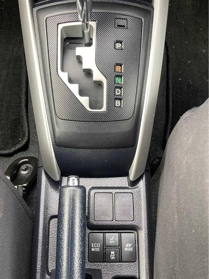 2017 Toyota Corolla thumbnail