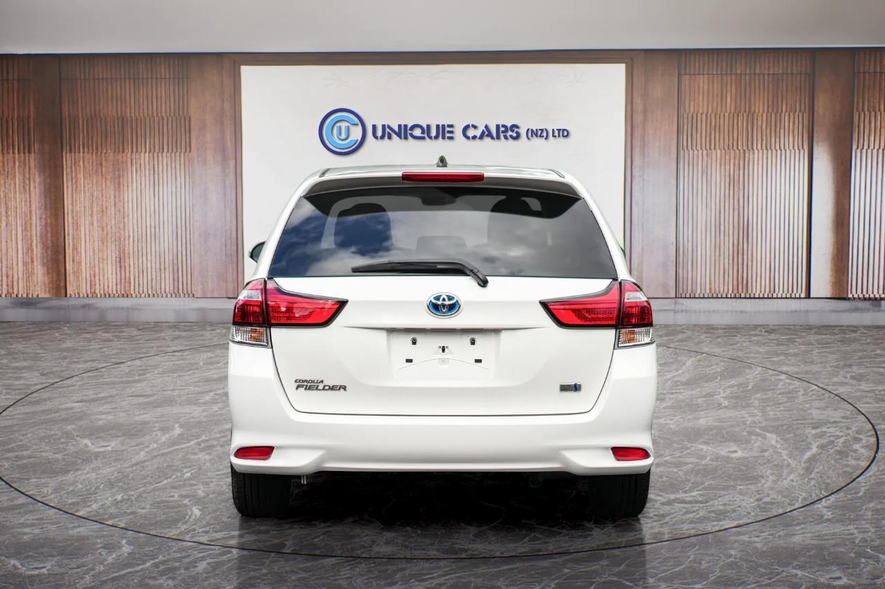 2017 Toyota Corolla thumbnail
