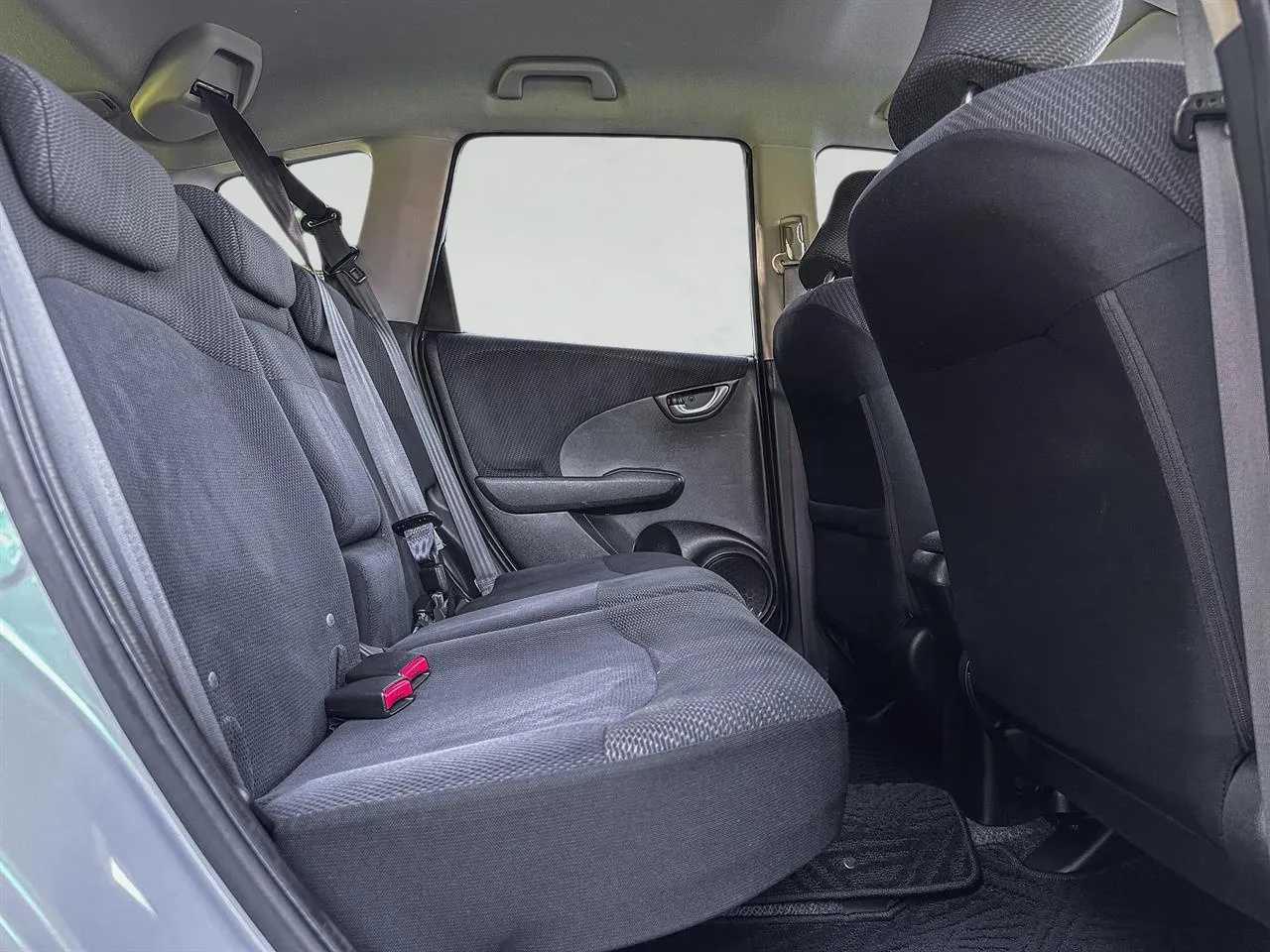 2012 Honda Fit thumbnail