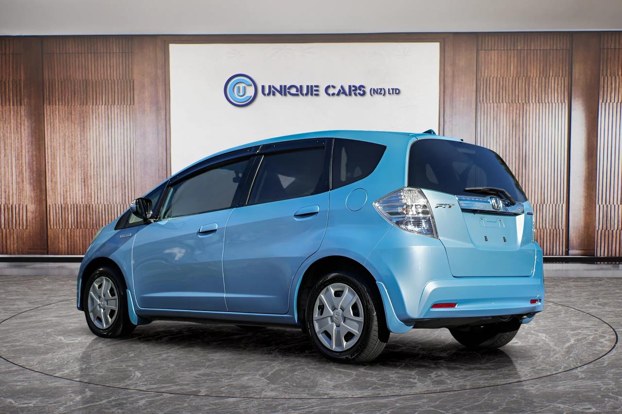 2012 Honda Fit thumbnail