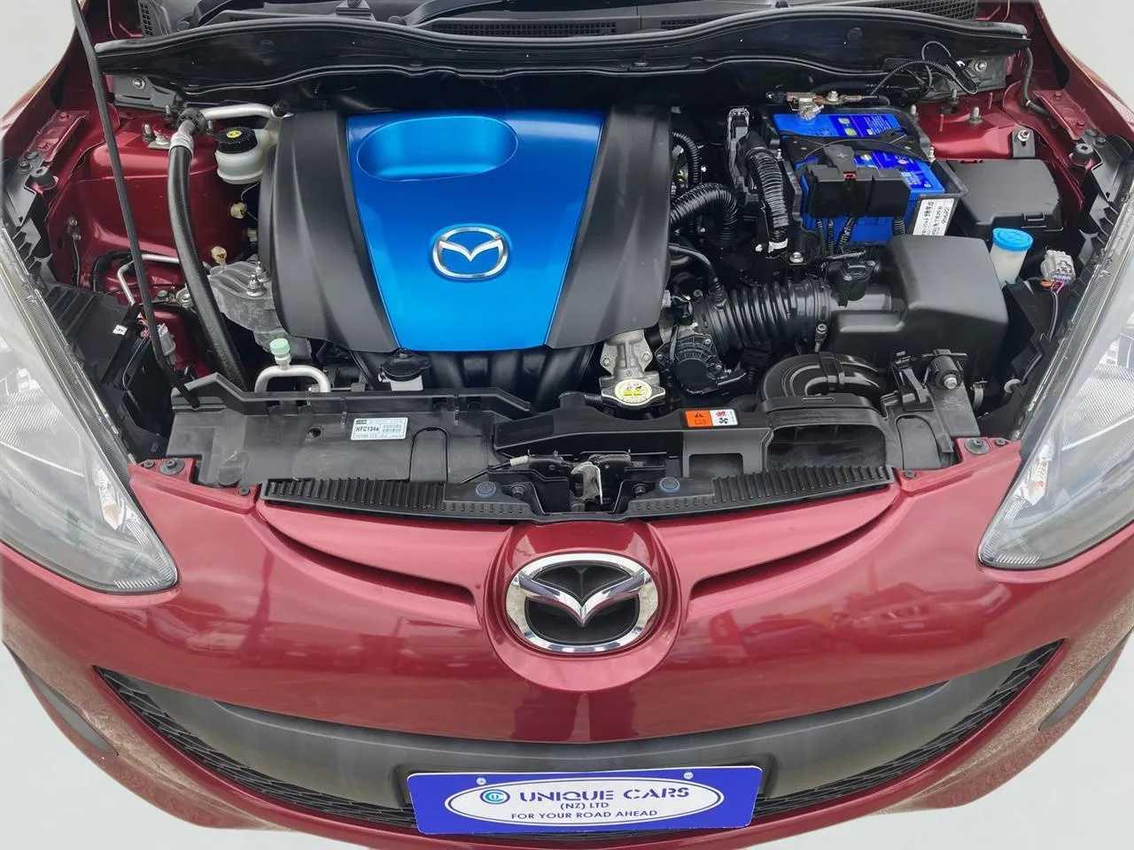 2012 Mazda Demio thumbnail