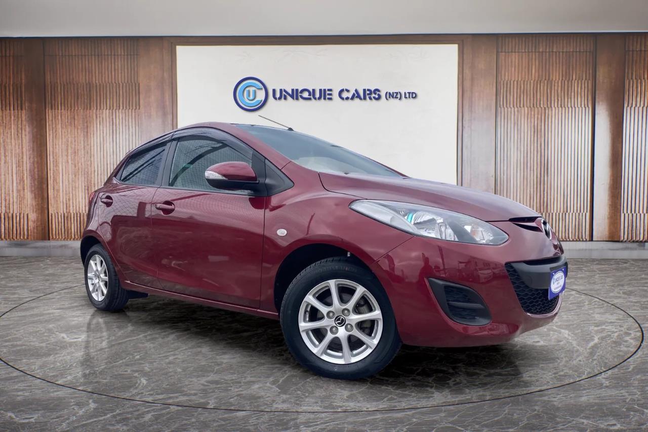 2012 Mazda Demio thumbnail