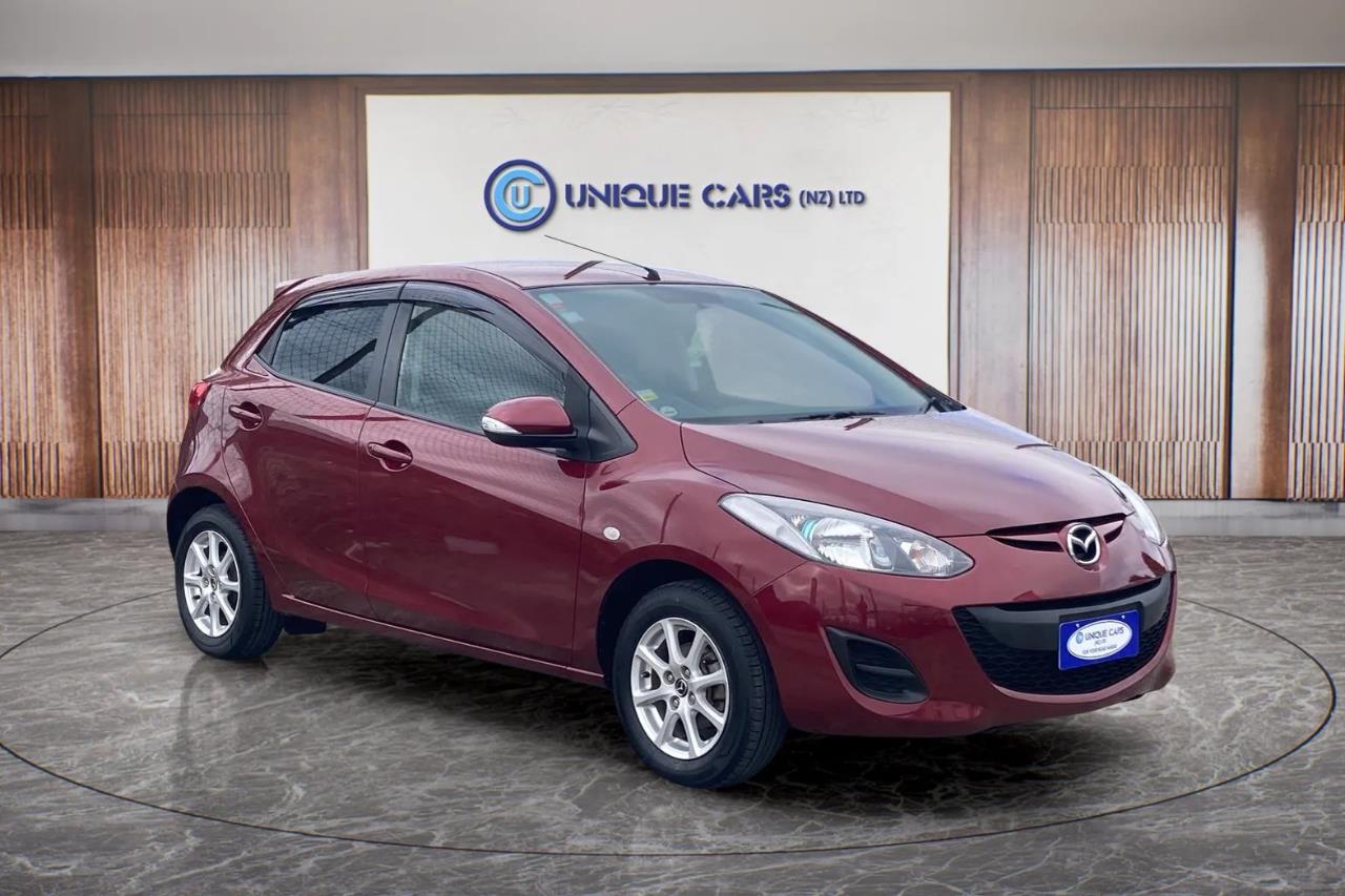 2012 Mazda Demio thumbnail